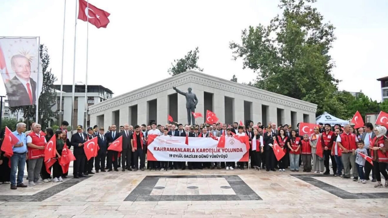 Chp Osmaniye’den Gaziler Günü’nde Şehit Ve Gazilere Vefa (3)