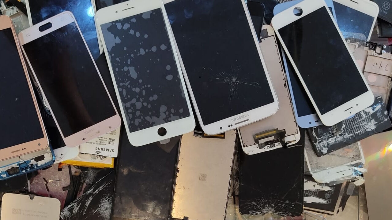 Eski Telefon (2)