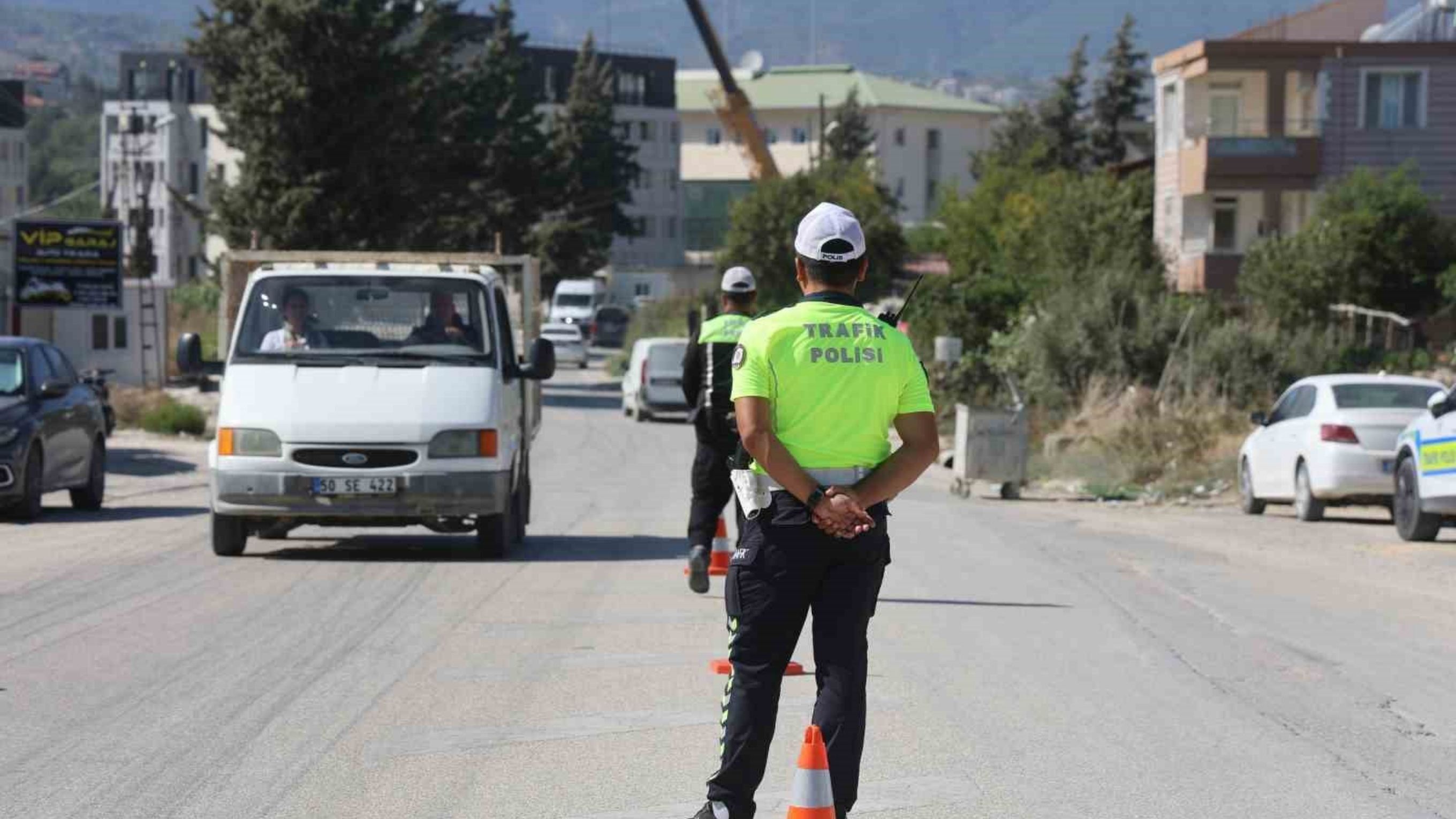 Hatay'daki Okul Servisi Denetimlerinde Araçlar İncelendi (2)