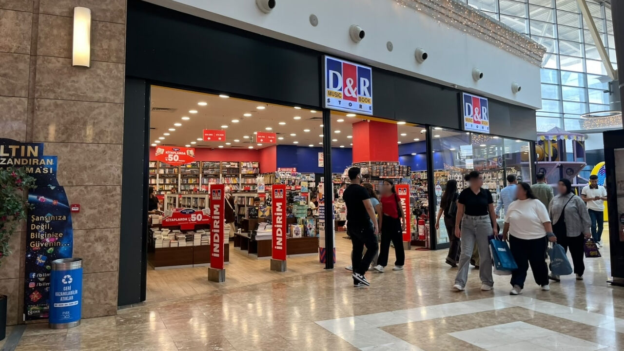Kitap Kurdu Osmaniyeliler 328 Avm'ye Akın Etti
