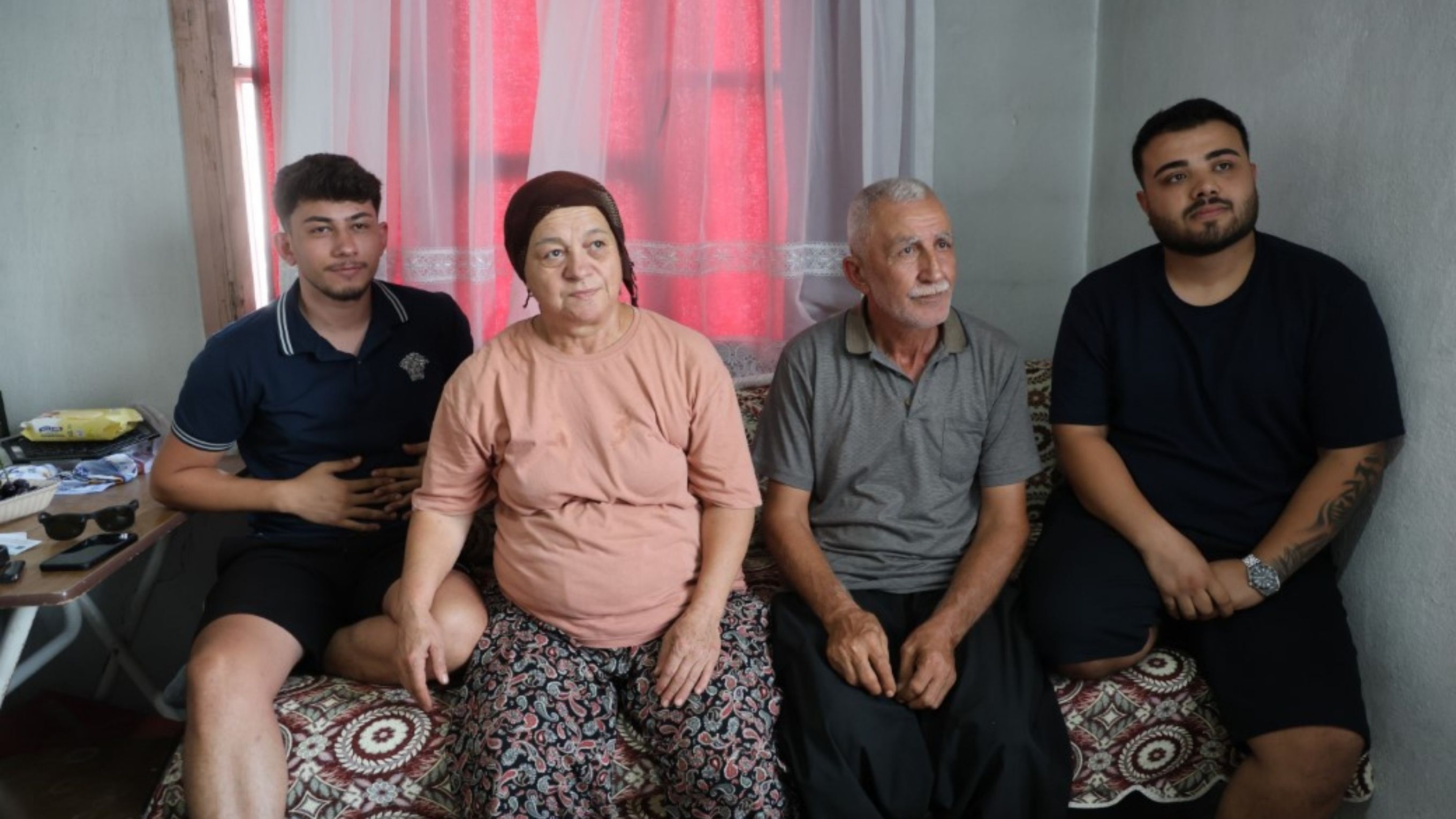 Kktc Feribot Faciasından Kurtulan Adanalı Gençler Memleketlerine Döndü (2)