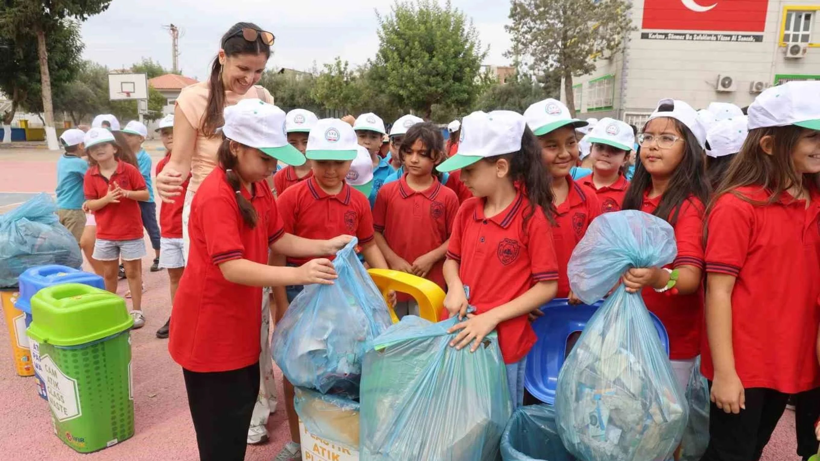 Minik Öğrencilerden Sıfır Atık Farkındalığı
