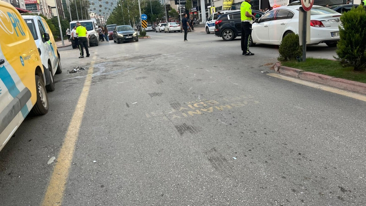 Osmaniye Avm Civarında Korkutan Kaza! (3)