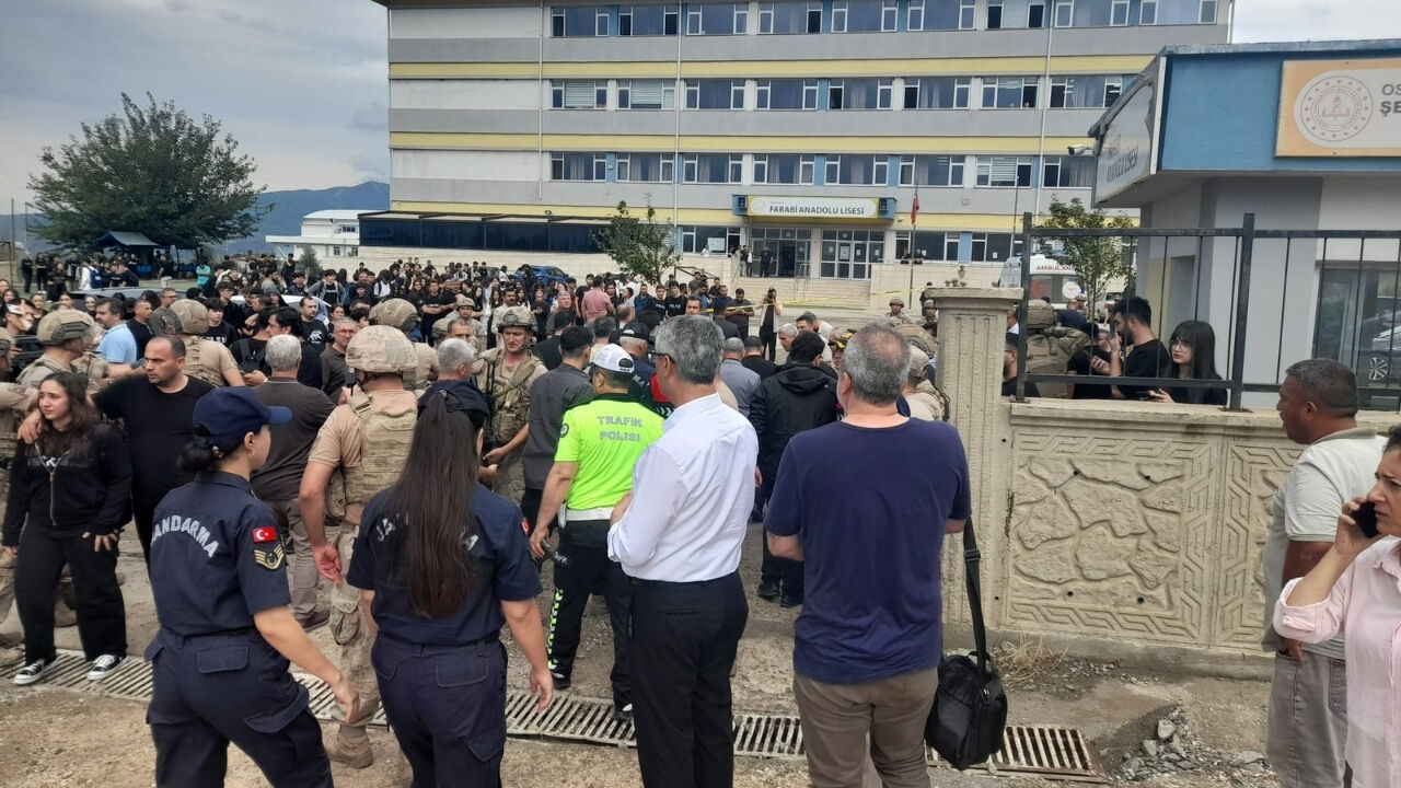 Osmaniye Eğitim İş'ten Okul Bahçesindeki Silahlı Saldırıda Güvenlik İhmali İddiası (3)