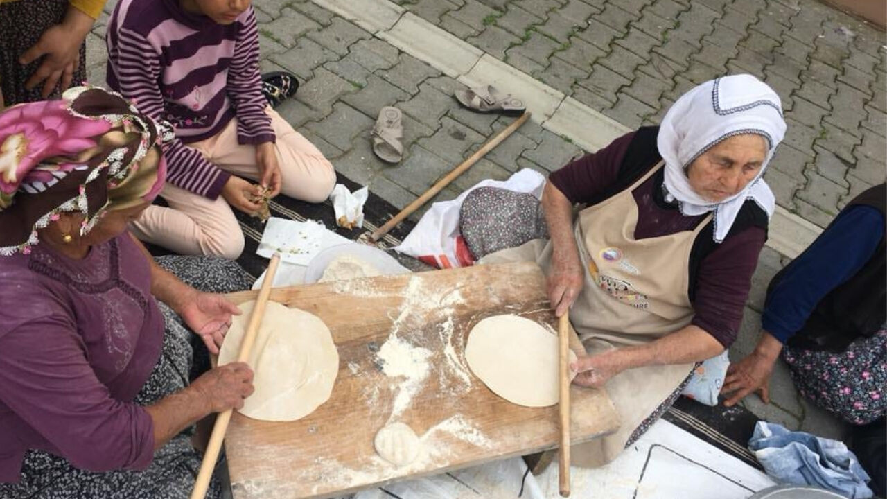 Osmaniye Gözleme Yapımı (1)