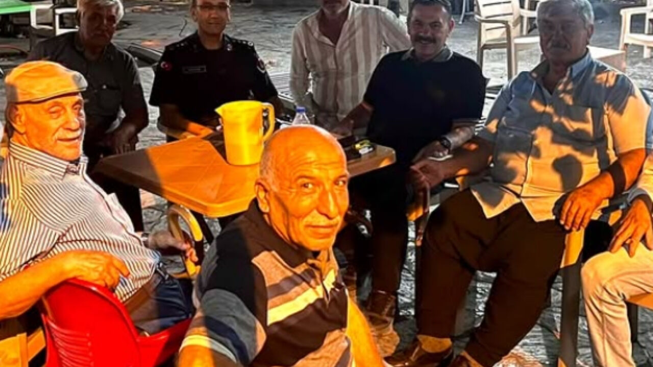 Osmaniye İl Emniyet Müdürü Mehmet Sarıbuva’dan ‘Çınaraltı’ Paylaşımı.jpg 2