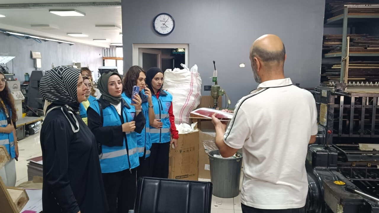 Osmaniye Kyk Öğrencilerinden Hasret Gazetesi'ne Ziyaret (3)
