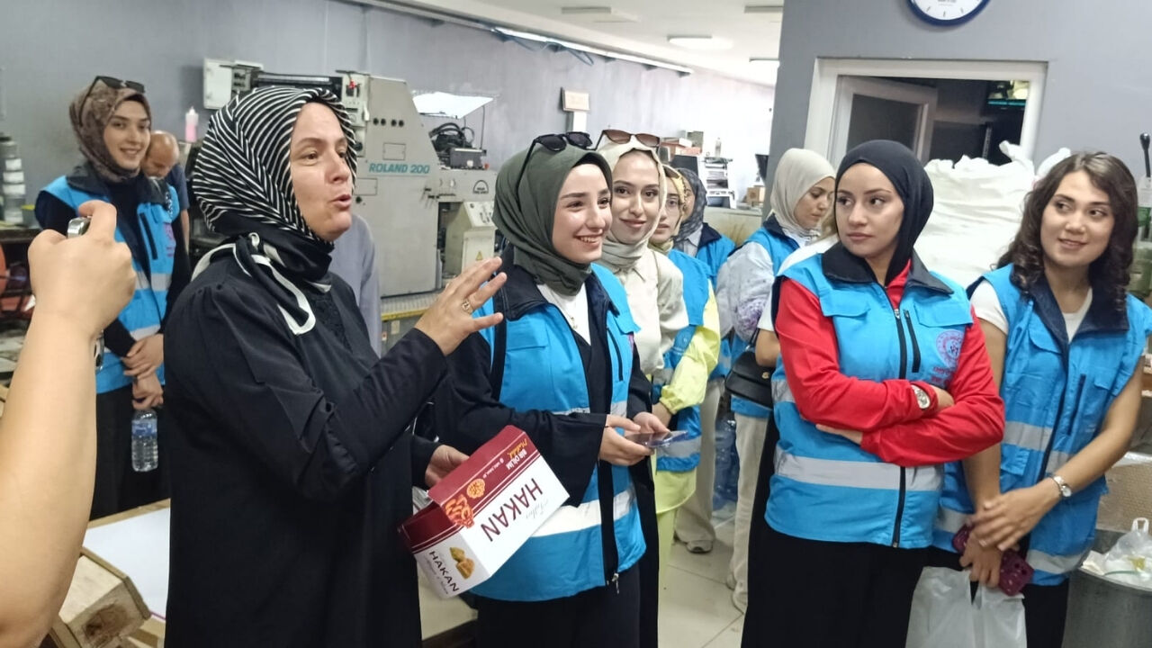 Osmaniye Kyk Öğrencilerinden Hasret Gazetesi'ne Ziyaret