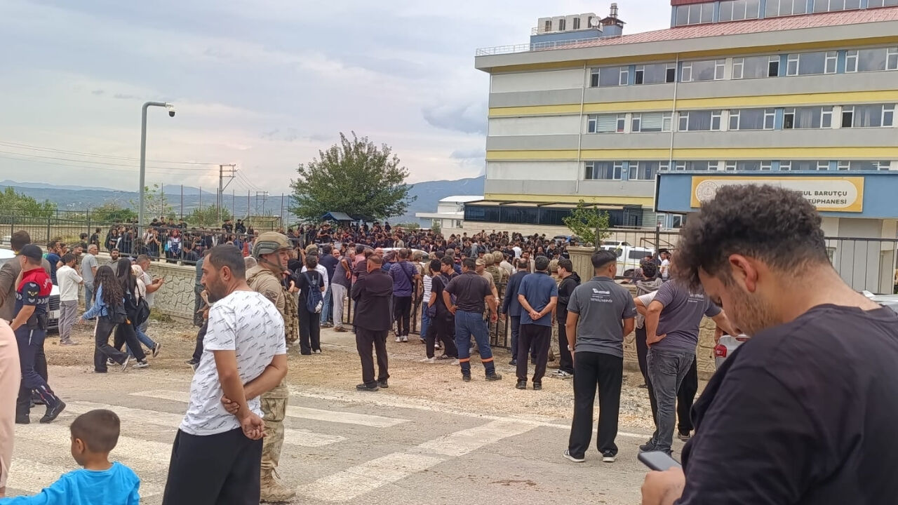 Osmani̇ye Si̇lahli Saldiri Okula (1)-1
