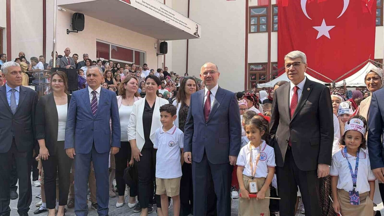 Osmaniye’de 115 Yıllık Tarihi 7 Ocak İlkokulu 3 Yıl Sonra Yeniden Açıldı (1)