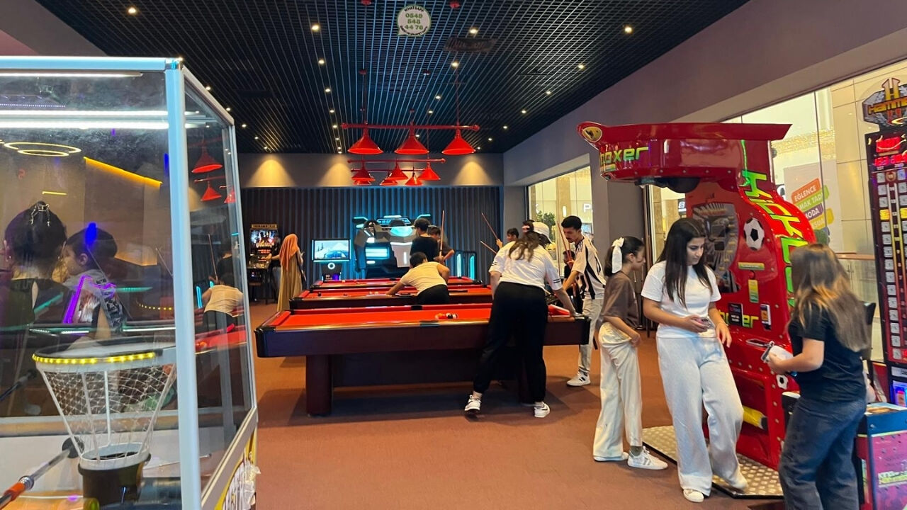 Osmaniye’de Çocuklar Ve Gençler Bu Salonda Buluştu! (1)