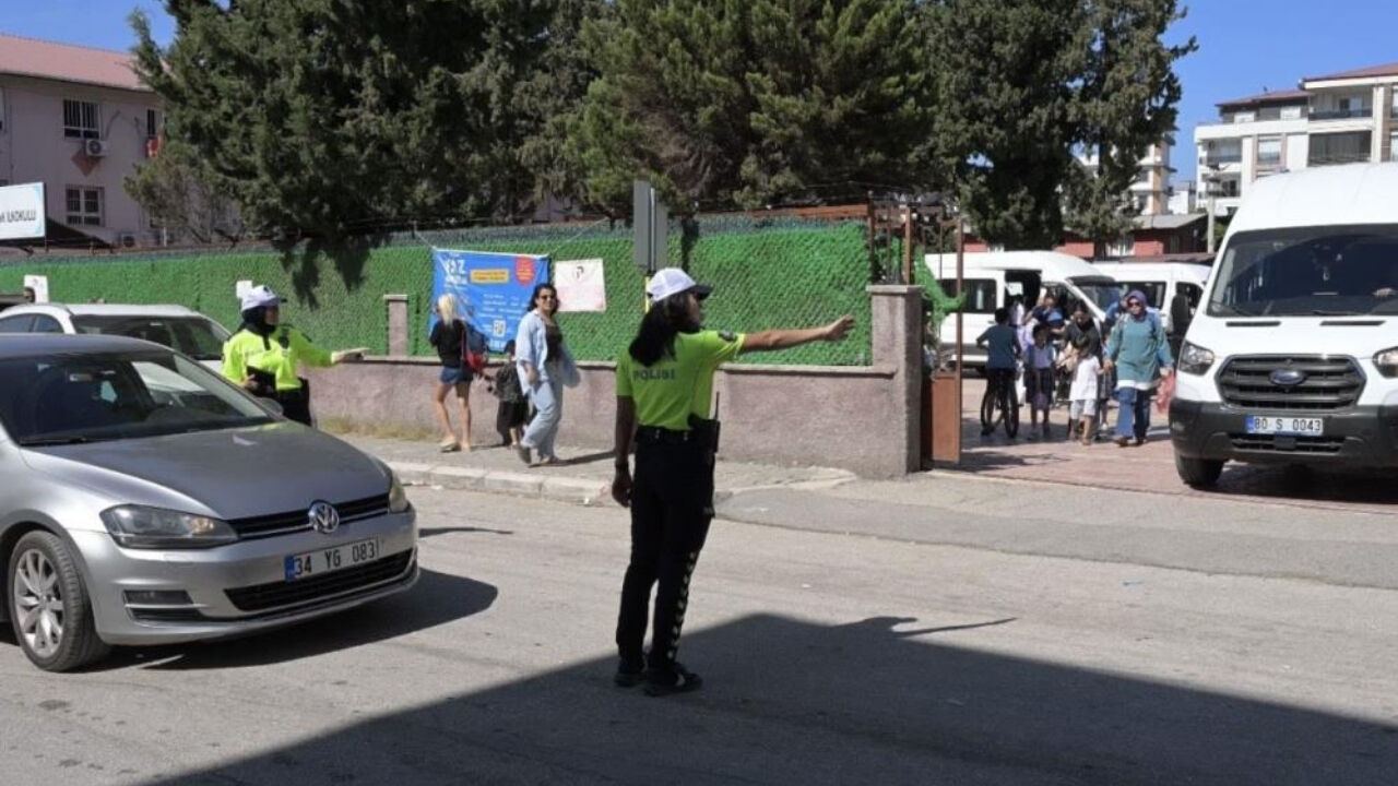 Osmaniye’de Okul Çevrelerinde Sıkı Güvenlik