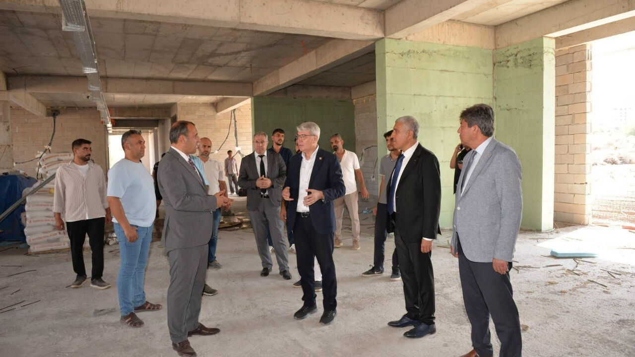 Osmaniye'ye Yeni Okul Ve Yurt Müjdesi! (1)
