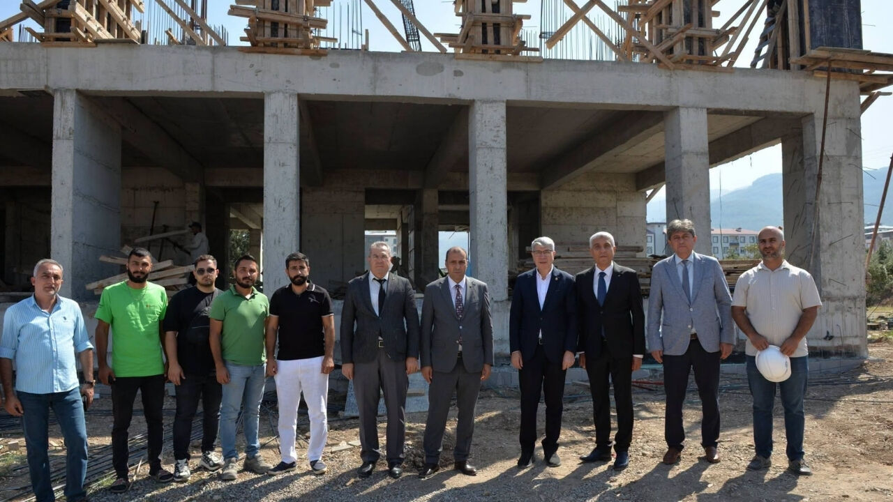 Osmaniye'ye Yeni Okul Ve Yurt Müjdesi! (4)
