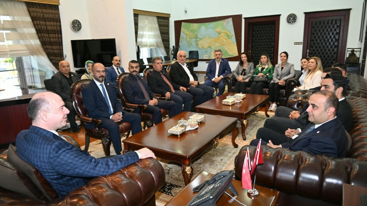 Yeni Parti Osmaniye Teşkilatından Vali Serdengeçti’ye Ziyaret (1)