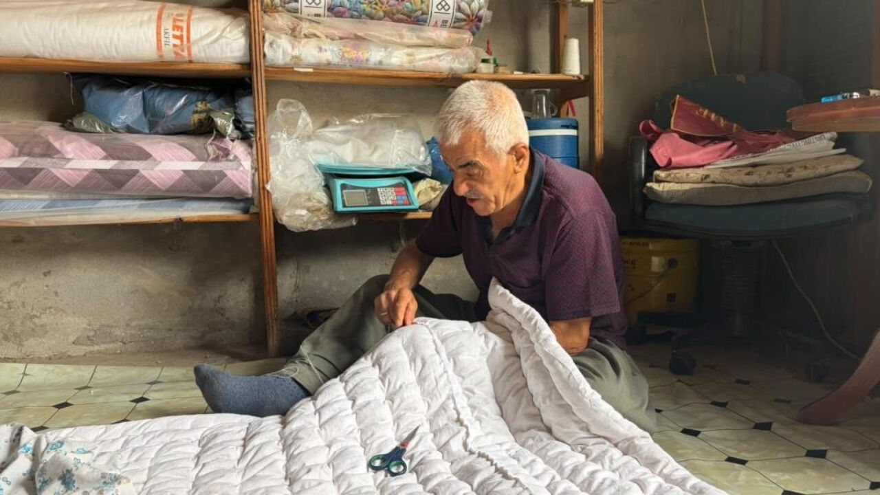 10 Metrekarelik Dükkanda 4 Çocuk Büyüttü! (2)