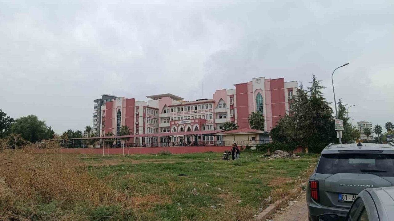 Adana'daki Okulda Dedikodu Kavgası Nasıl Meydana Geldi (2)