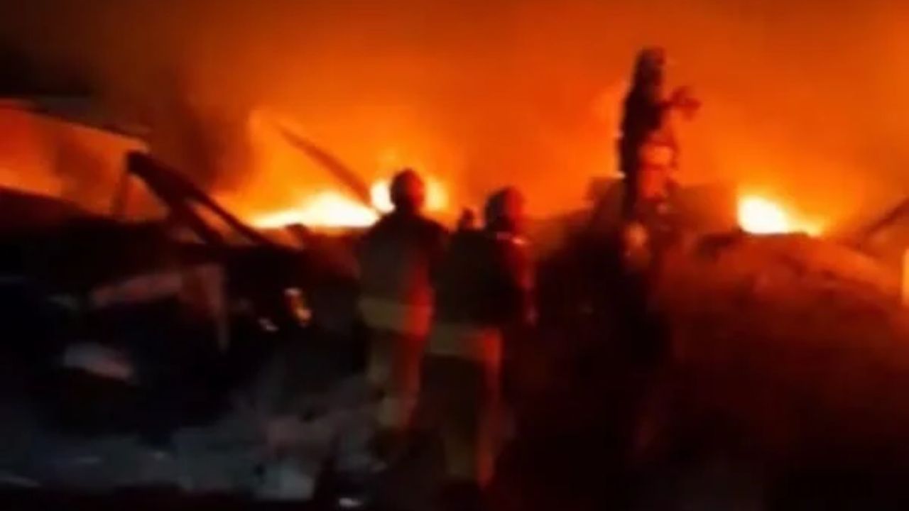 Belen'deki Taş Ocağı Yakınında Konteyner Yangını Nasıl Çıktı