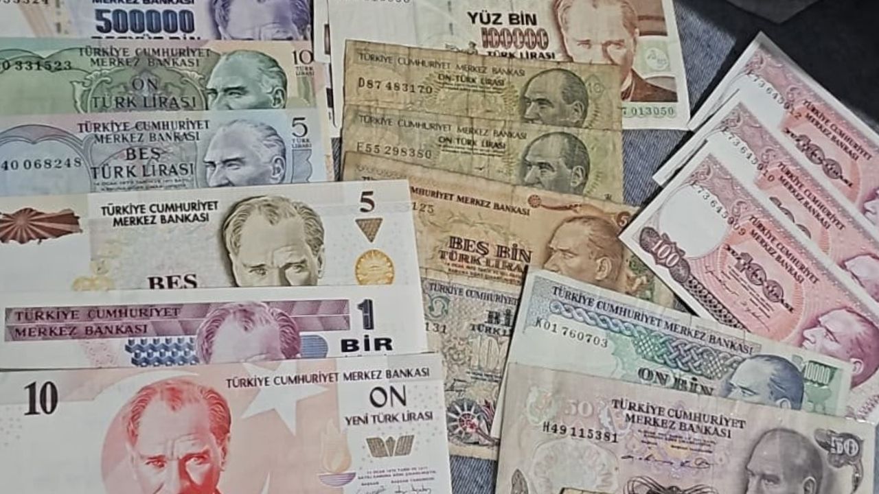 Çekmeceden Çıkan Tarih