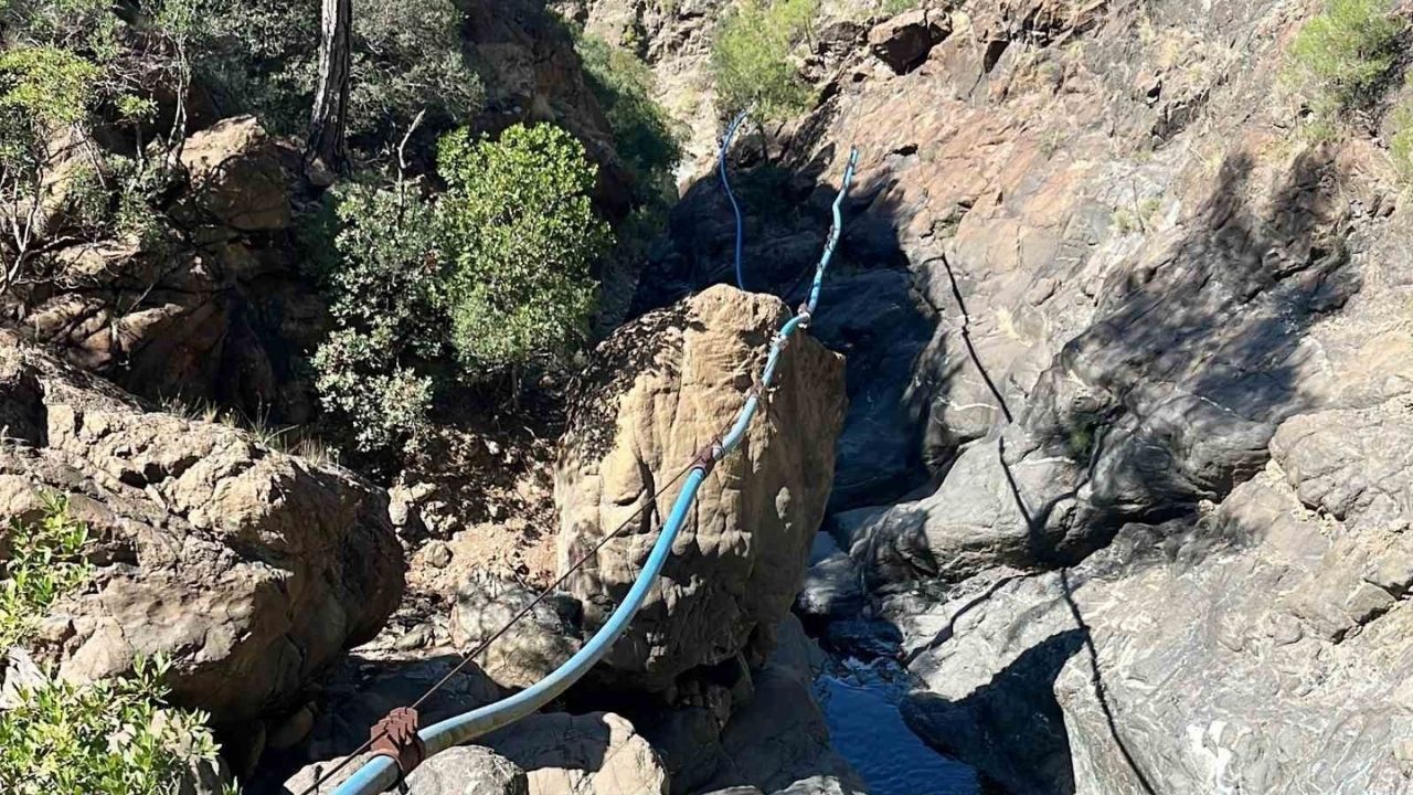 Dörtyol Karakese Mahallesindeki İçme Suyu Hattı Neden Hasar Gördü (2)