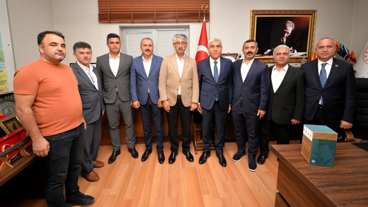 Eğitim Bir Sen Osmaniye Şubesi'nden İl Millî Eğitim Müdürü Albak’a Ziyaret (3)