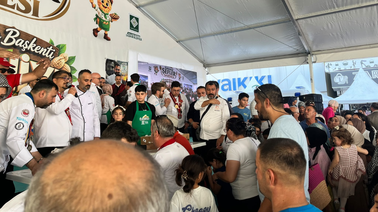 Fıstıkfest 80 Metre Kebap (1)