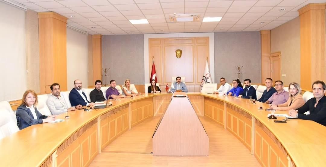 Korkut Ata Üniversitesi’nde Mezunlarla İlişkiler Masaya Yatırıldı