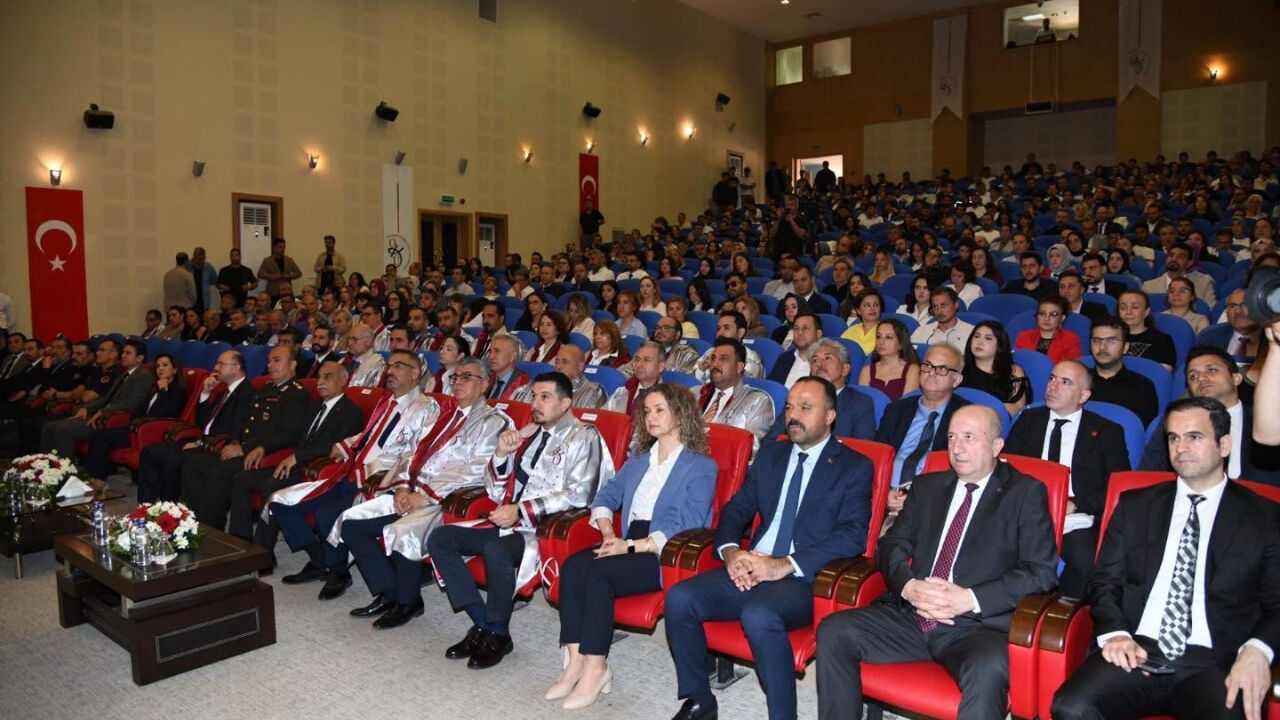 Okü’de 2026 2027 Akademik Yılı Törenle Başladı (1)
