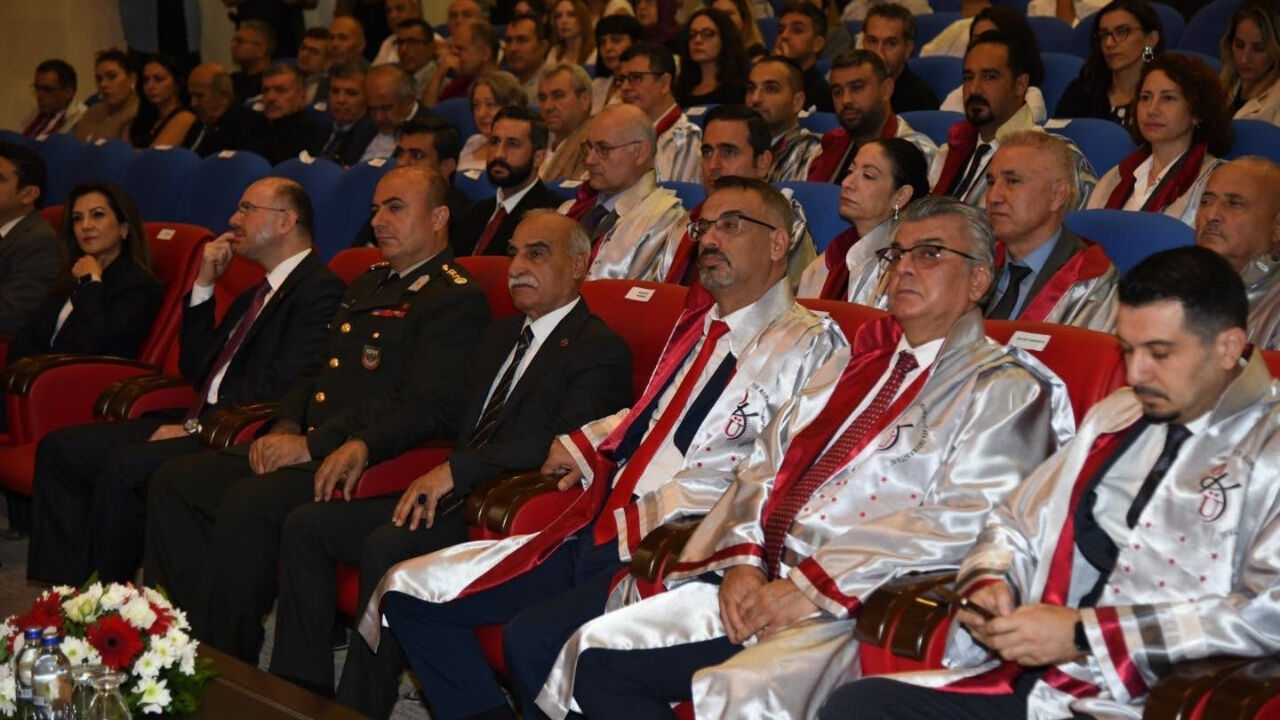 Okü’de 2026 2027 Akademik Yılı Törenle Başladı