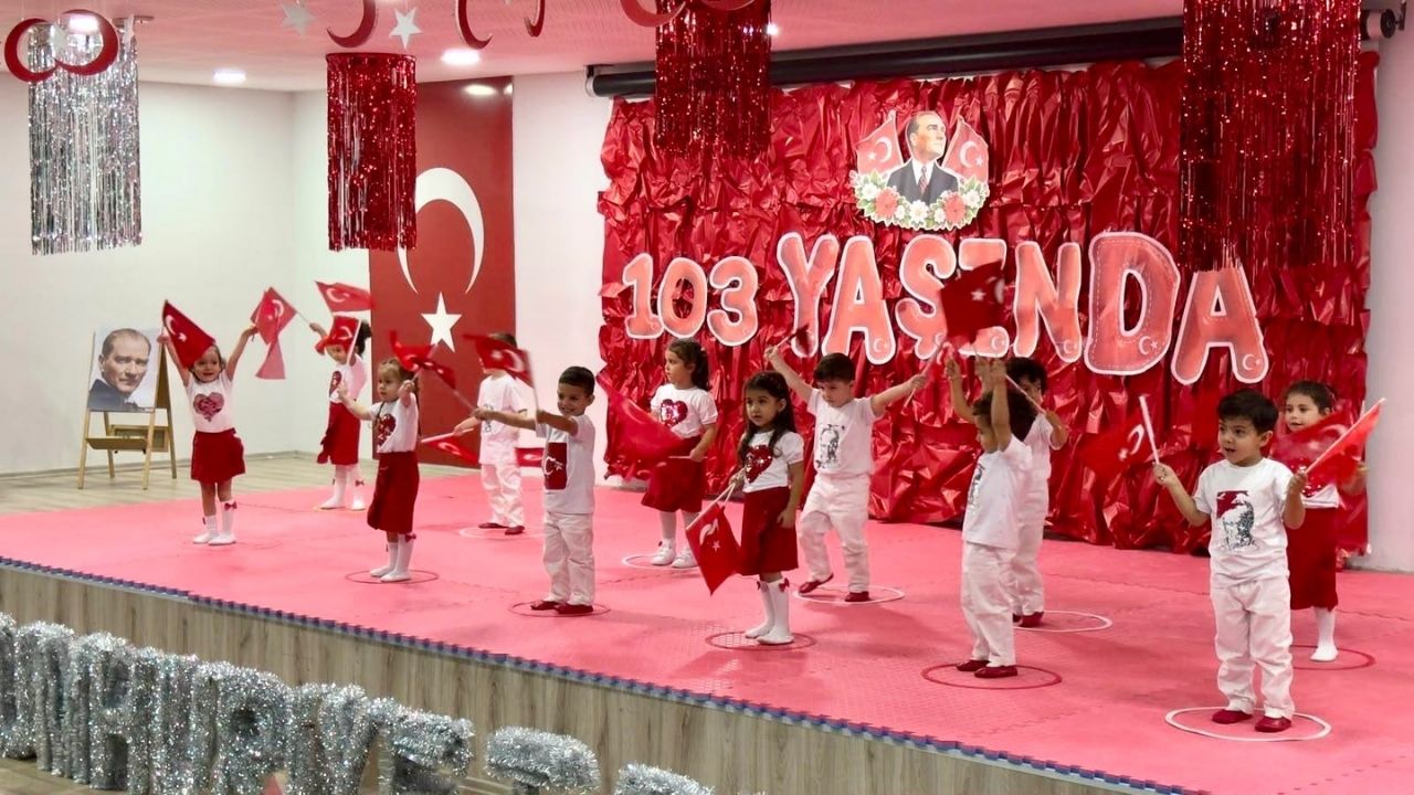 Osmaniye Araştırma Hastanesi Kreşinde 29 Ekim Coşkusu (2)