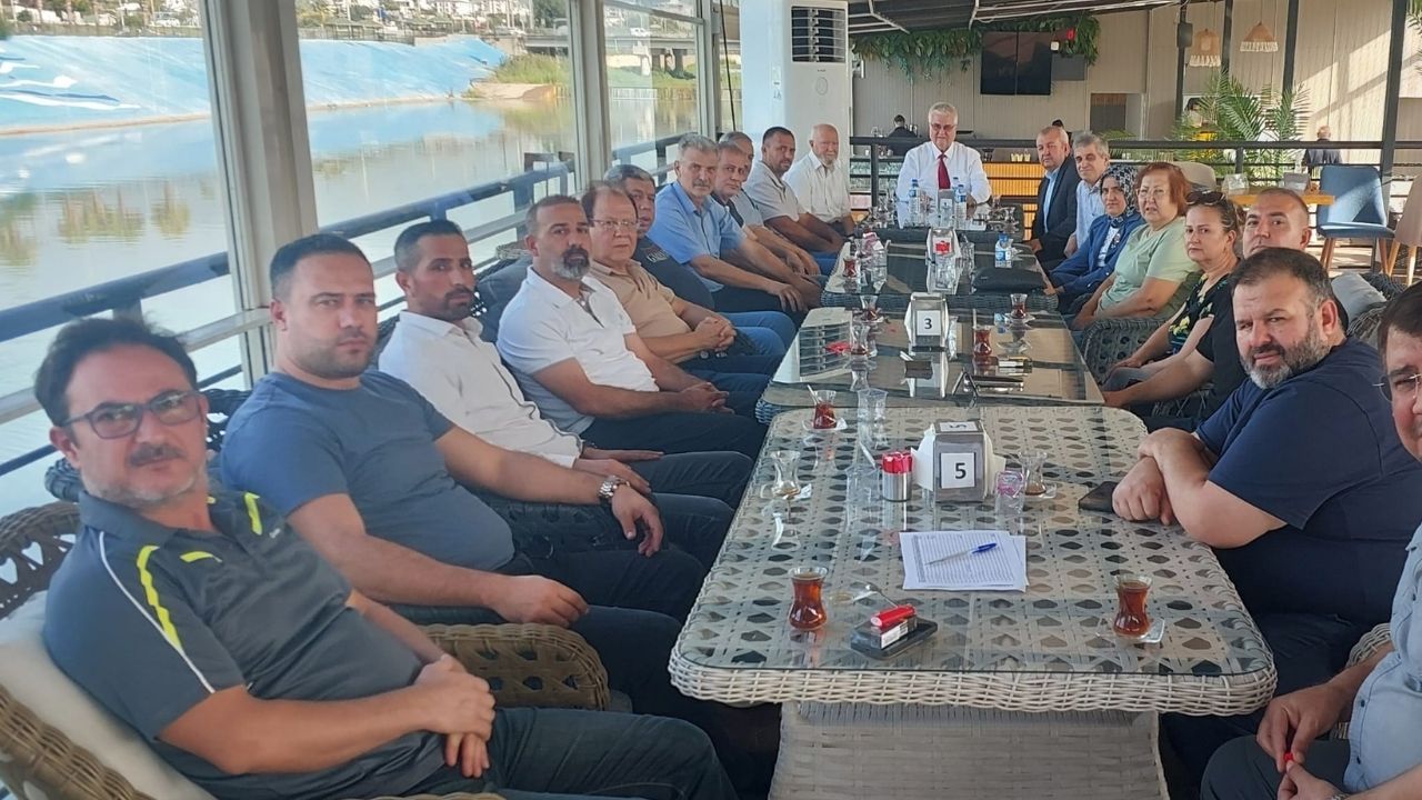 Osmaniye Gaziantepliler Yardımlaşma Ve Dayanışma Derneği, Olağan Genel Kurul Toplantısı’nı Üyelerin Katılımıyla Tamamladı.genel Kurulda Konuşan Dernek Başkanı İbrahim Güneş, Amaçlarının Osmaniye’d