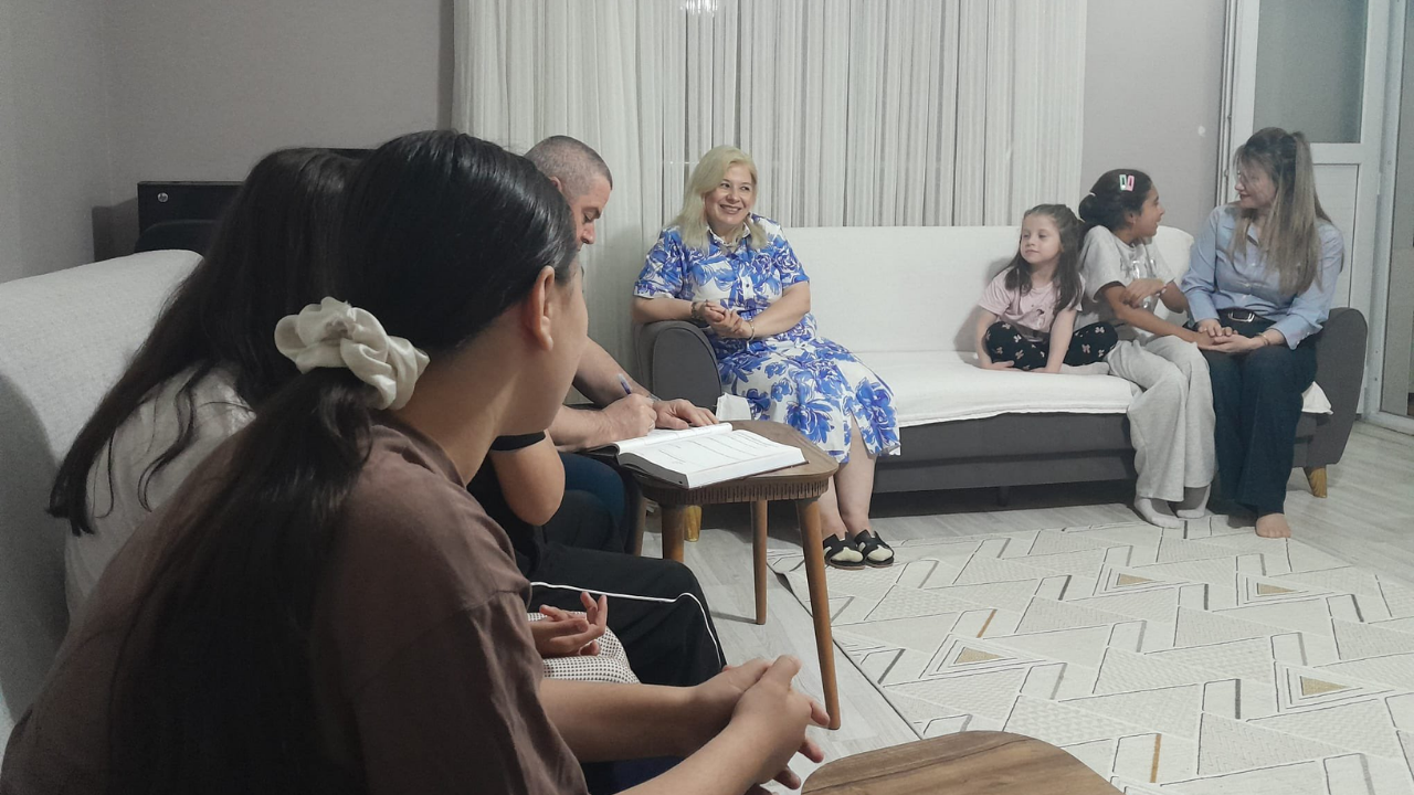 Osmaniye’de 11 Ekim Dünya Kız Çocukları Gününe Özel Anlamlı Ziyaret (1)