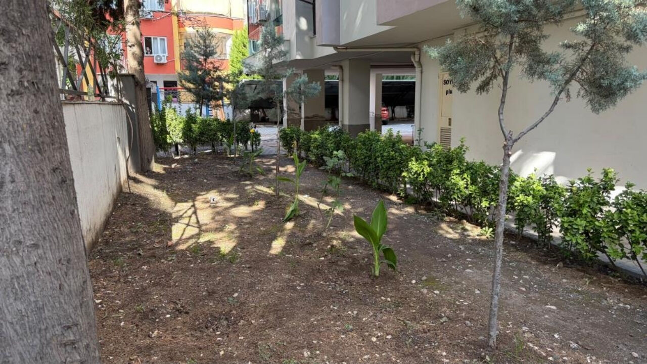 Osmaniye'de 4'Üncü Kattan Düşen 5 Yaşındaki Çocuk Hayatını Kaybetti (2)