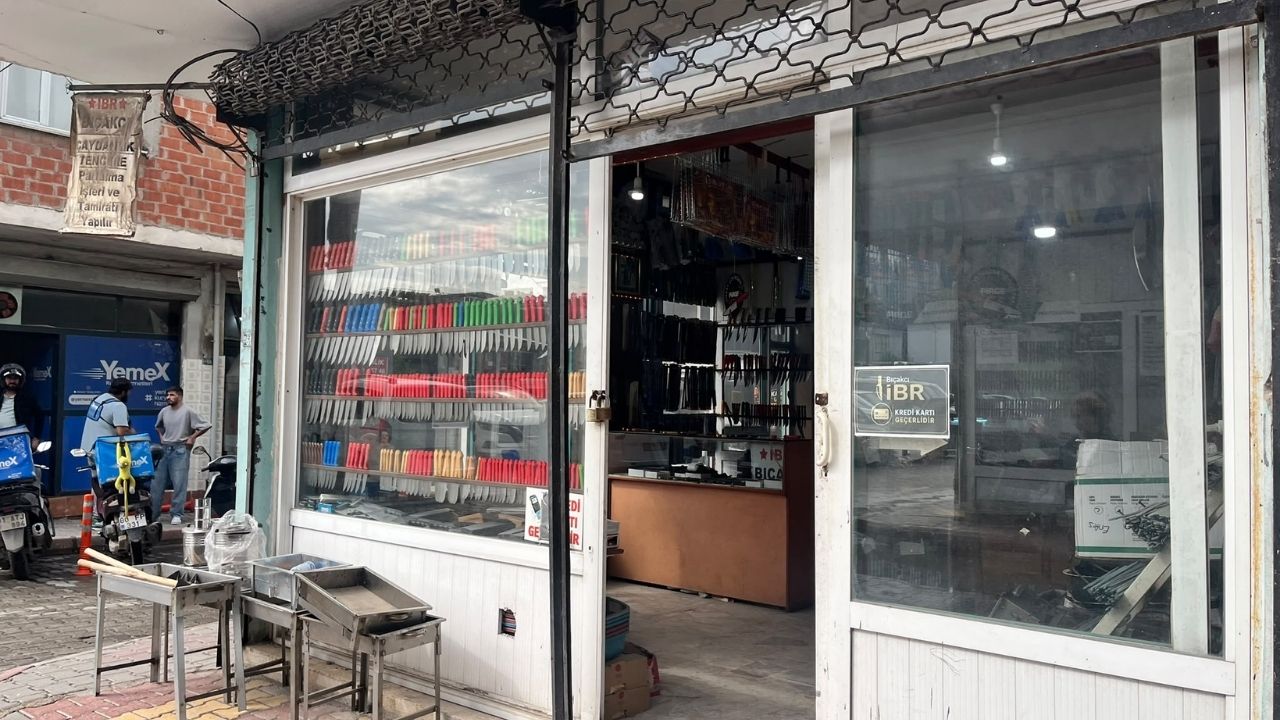 Osmaniye'de Bıçak Ustası Çeliğe Şekil Veriyor, Geleceğe Veremiyor (6)