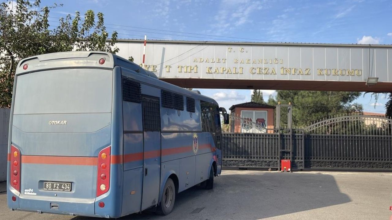 Osmaniye'de Eski Kocasını Öldürtüp Kayınvalidesinin Bahçesine Gömmüş (1)