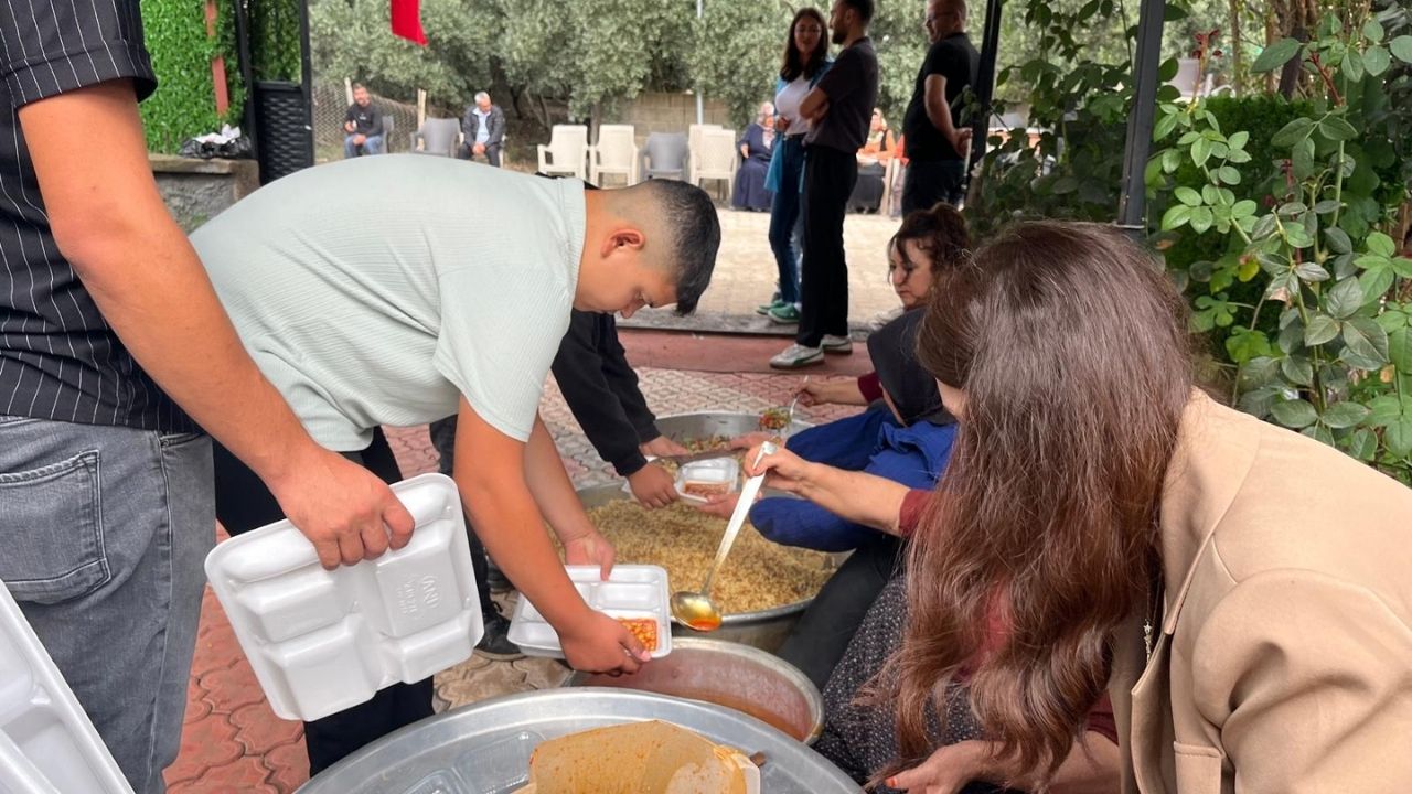 Osmaniye'de İmece Usulü Düğün Yemeği Geleneği Bozulmadı (2)
