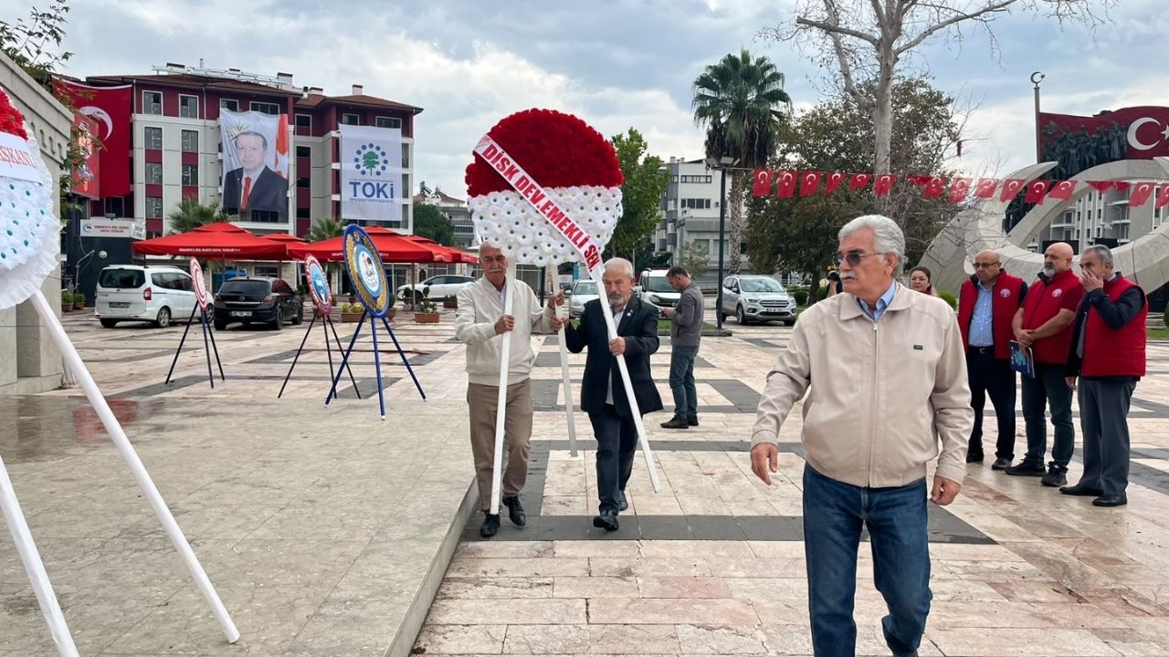 Osmaniye'de Sendikalar Ve Stk'lar Cumhuriyet Bayramı İçin Buluştu (6)