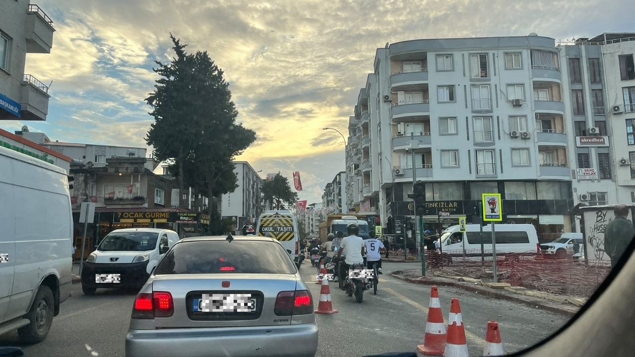 Osmaniyede Trafiği Tehlikeye Atan Vatandaşlar (1)