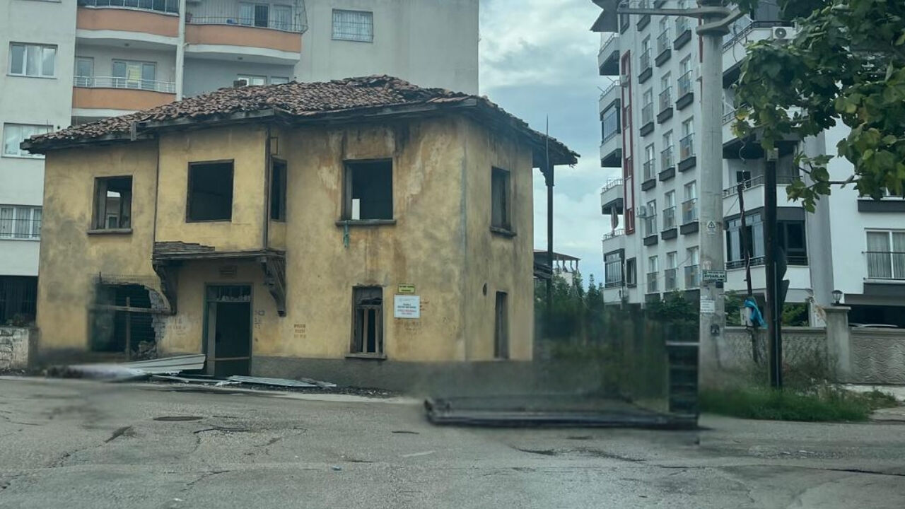Osmaniye'deki O Kültürel Yapı Resmi Kayıtlarda Neden Yok Kim Bu Zeynep Hanım (2)