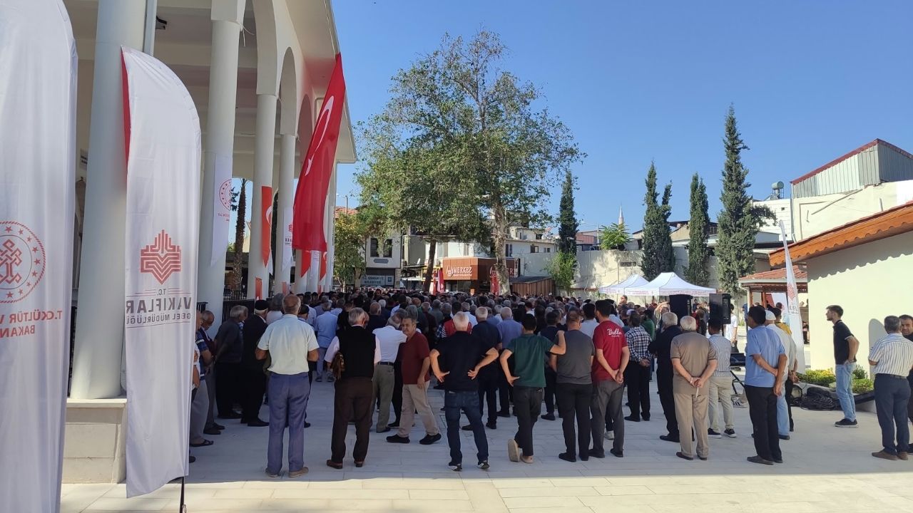 Osmaniye'nin Sembolü Büyük Camii İbadete Açıldı! (2)
