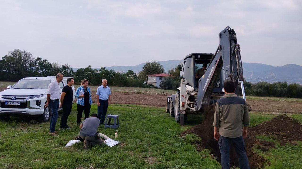 Toprağın Altındaki Hazine Gün Yüzüne Çıkıyor! Osmaniye'de Milyonluk Projede İlk Kazma Vuruldu (1)